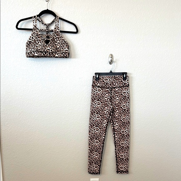 ZYIA Pants - ZYIA Leopard Print Sports Bra and Leggings Set size medium 4